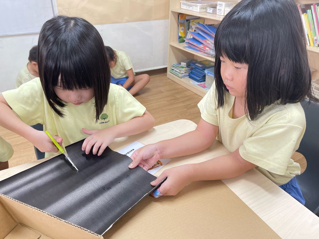 Building Trucks! — photo 15