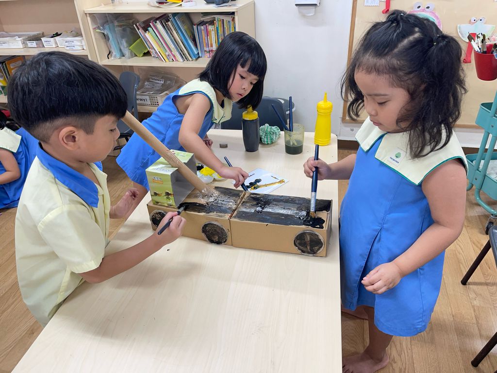 Building Trucks! — photo 19