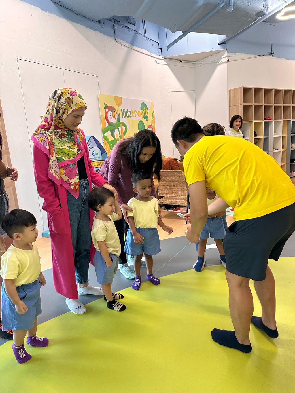 Showing Kindness @ Kidztropic — photo 4