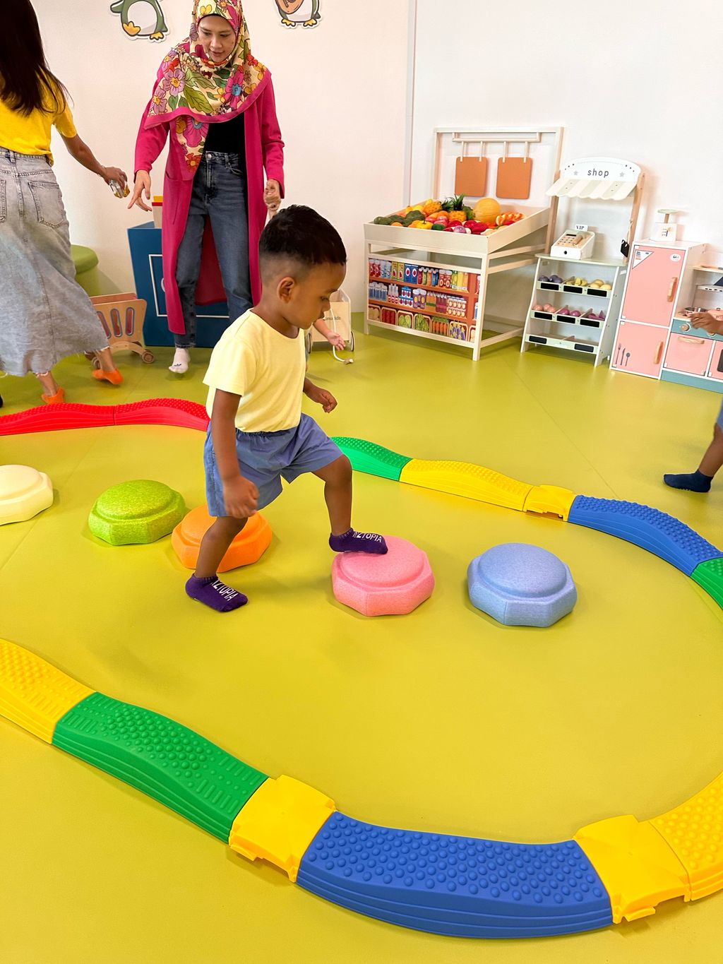 Showing Kindness @ Kidztropic — photo 8
