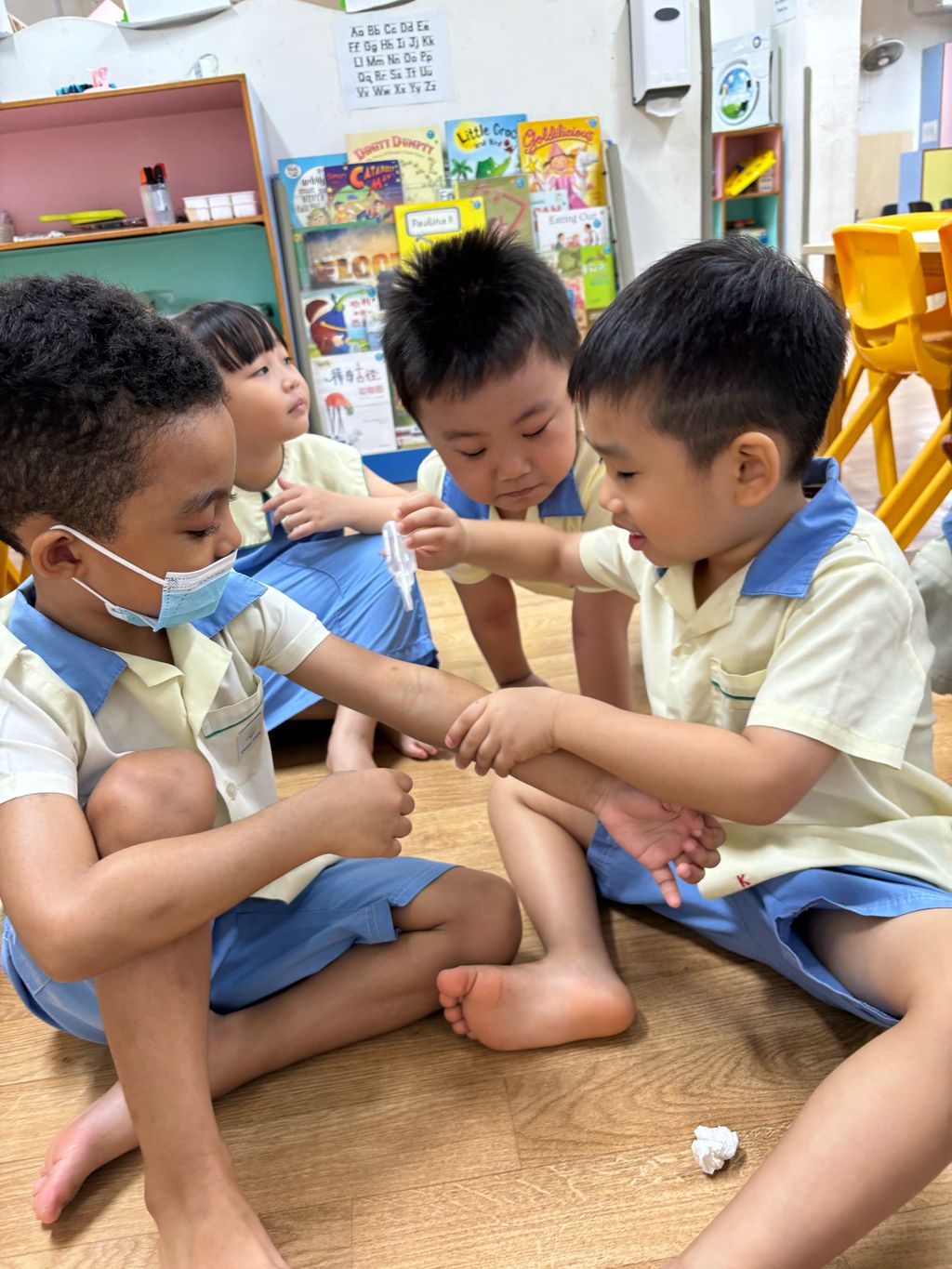 Basic first aid — photo 9