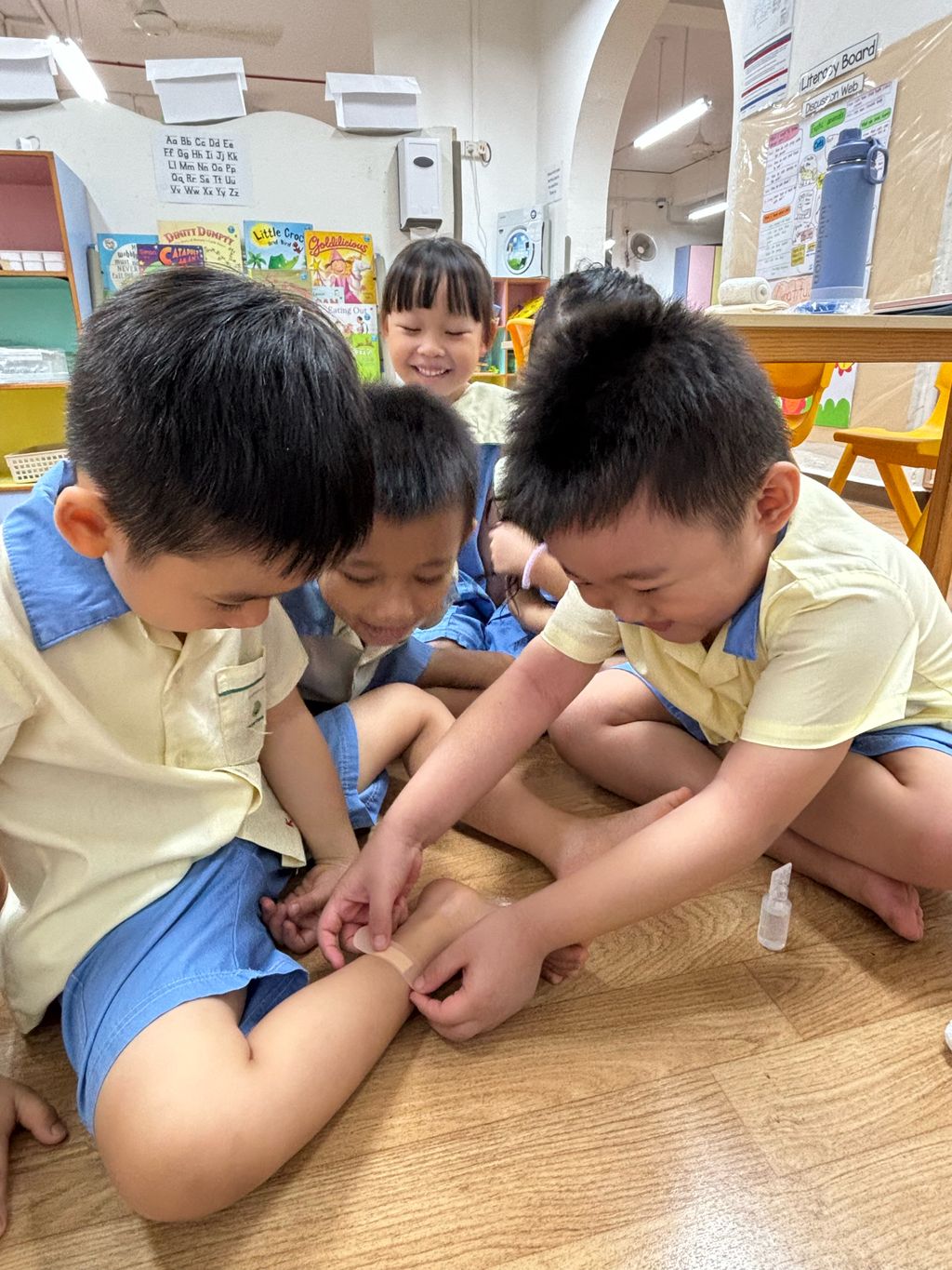 Basic first aid — photo 10