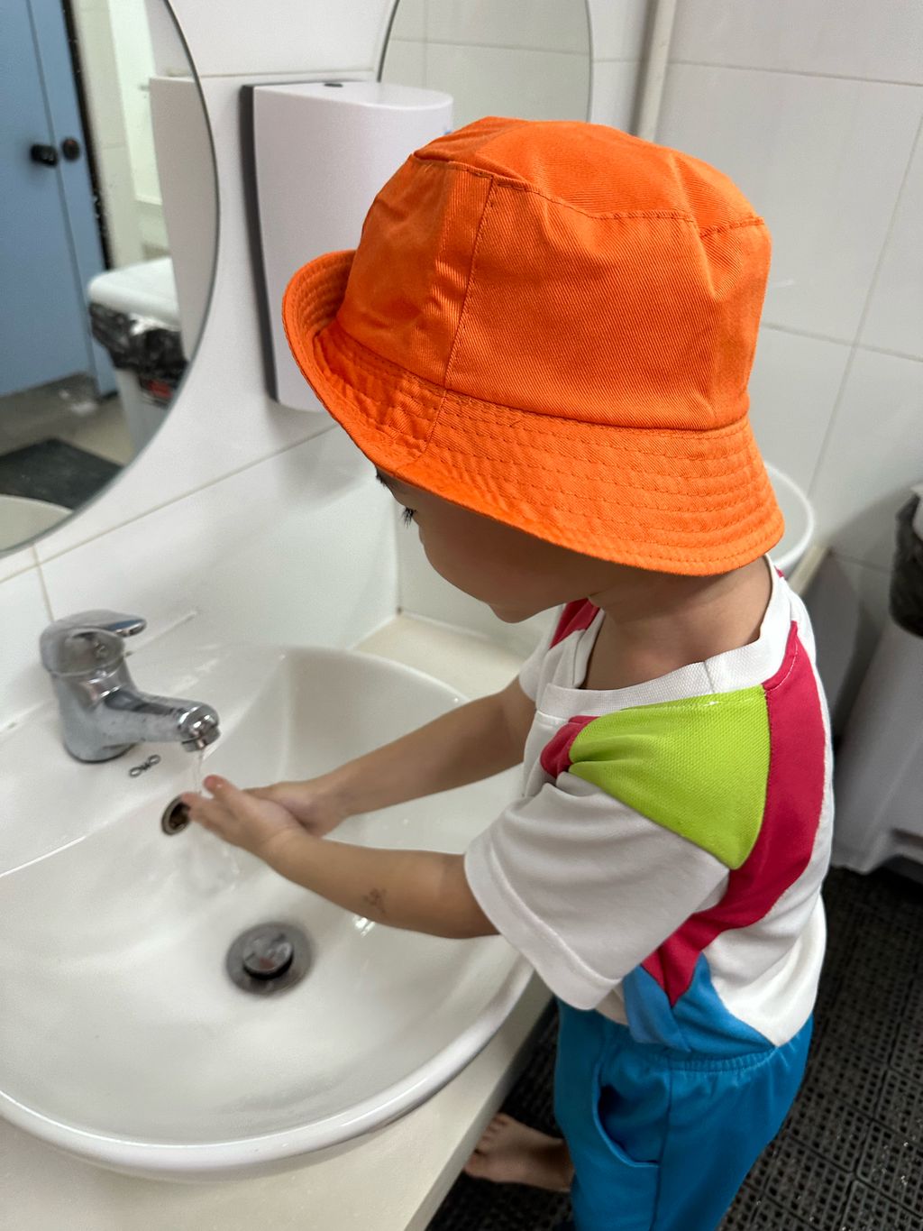 Reusing water (II) — photo 1