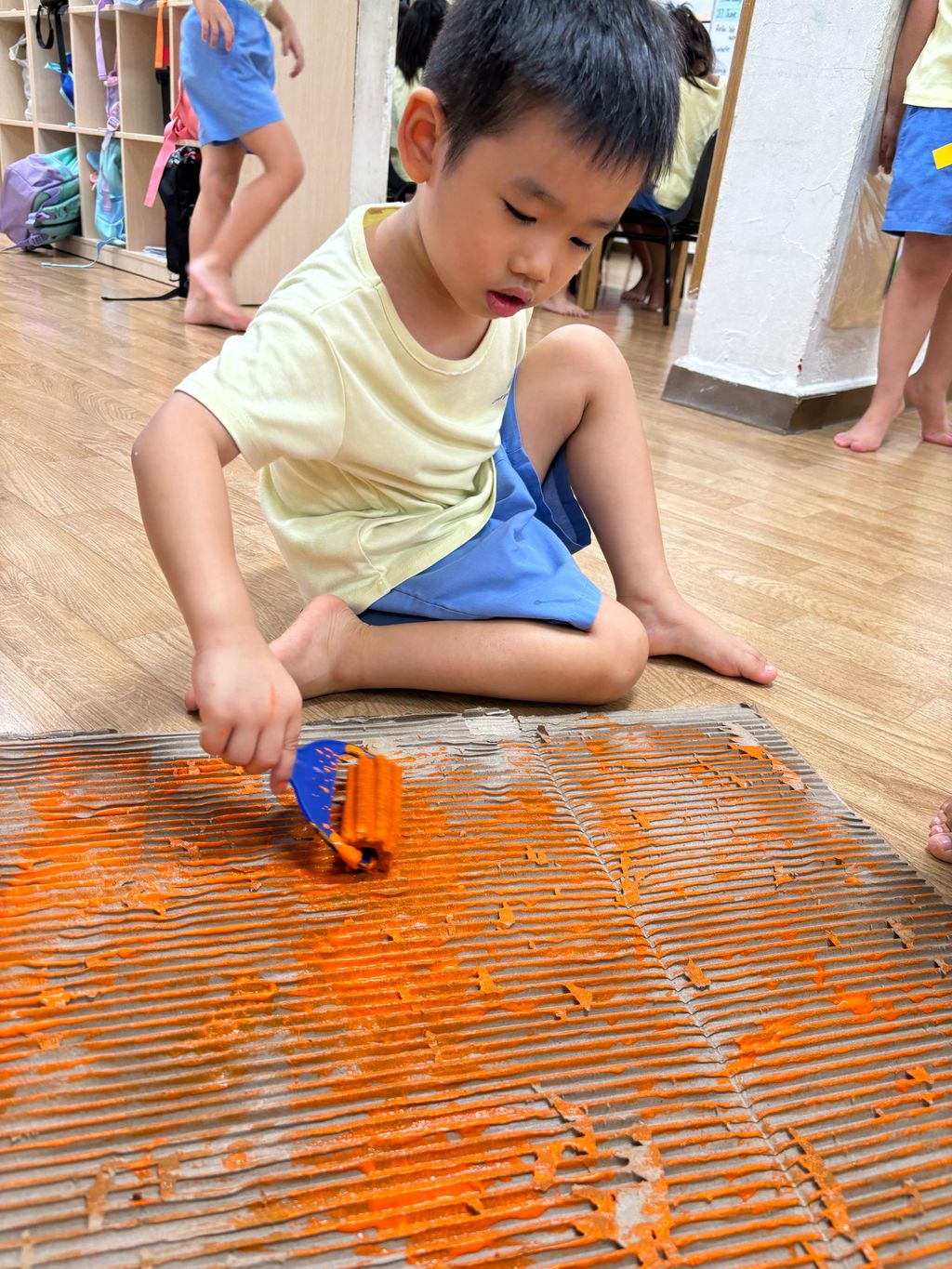 3D crafts - Ambulance and Stretcher — photo 13