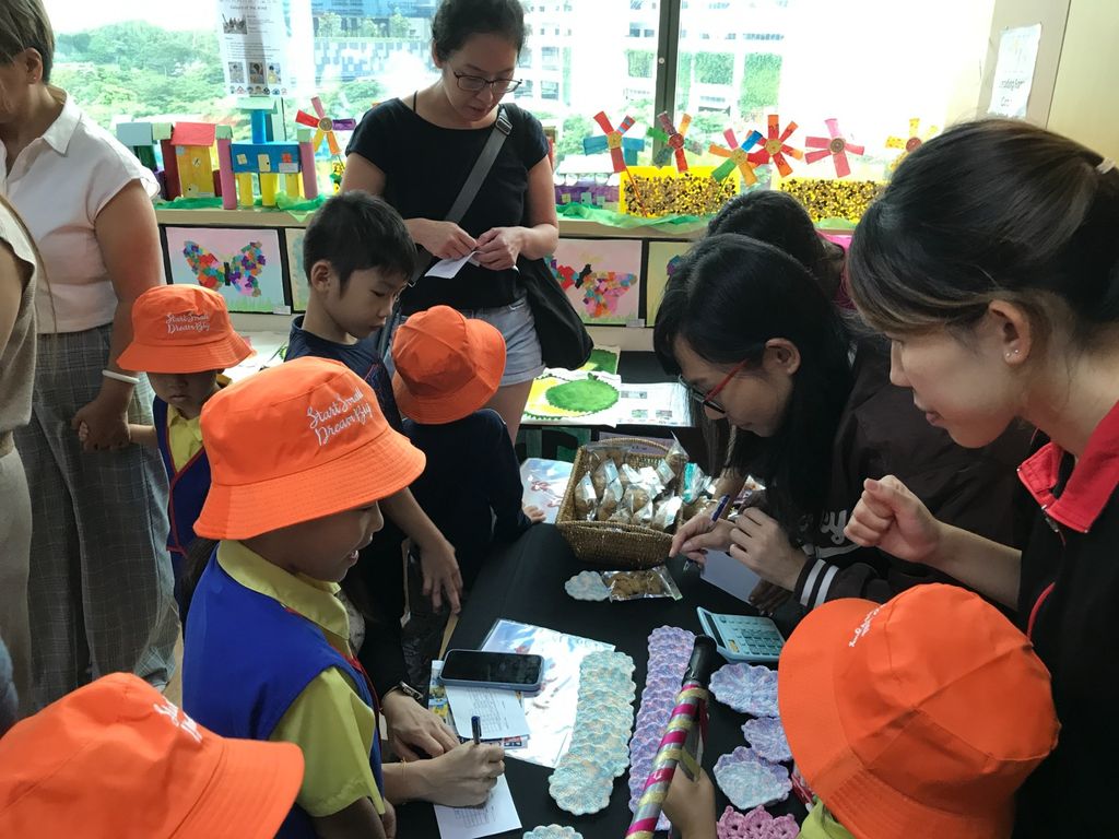 Columbia Preschool Art Exhibition and Charity Drive with Singapore Red Cross Society — photo 17