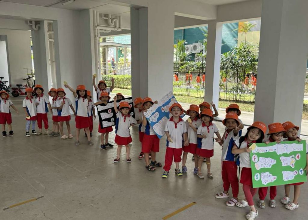 SSDB 2024: Community Outreach @ Kampung Admiralty — photo 2