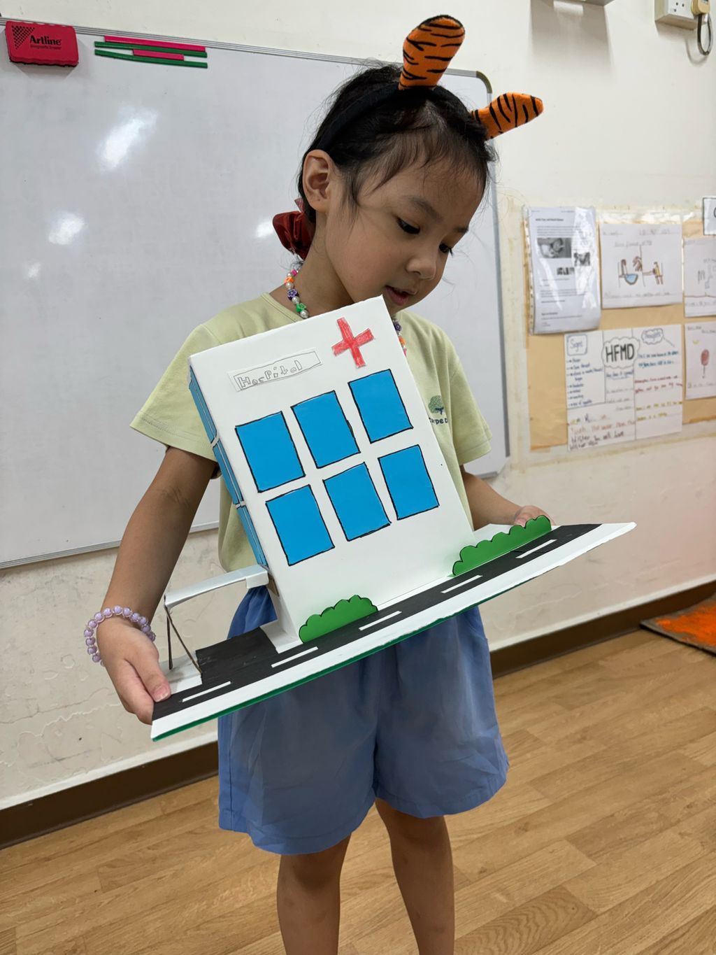 Show and Tell of take home craft — photo 7