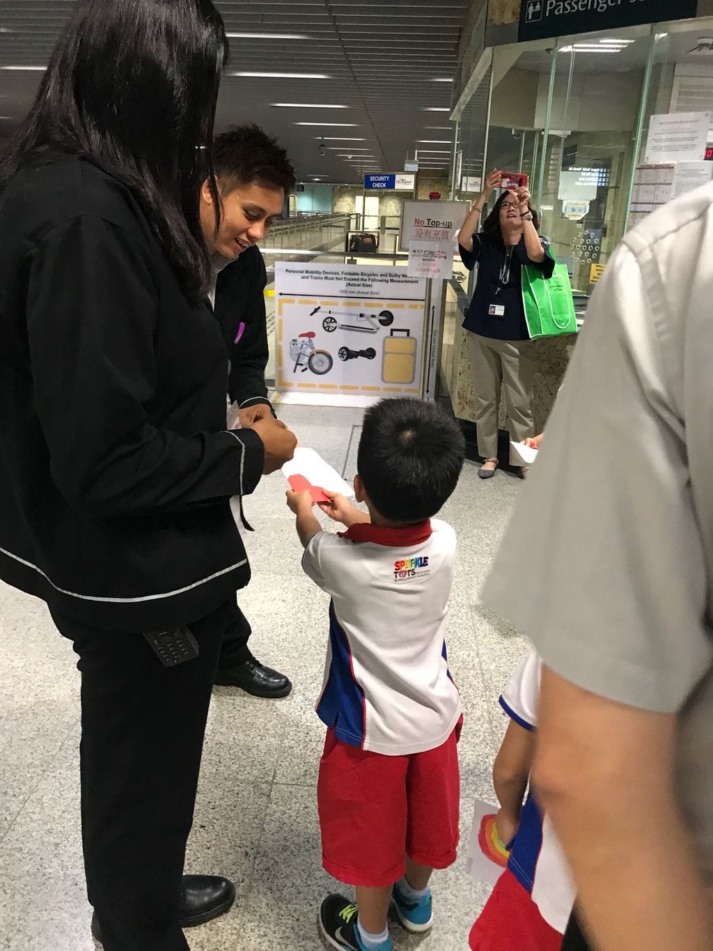 "Thank You uncles and aunties" — photo 11