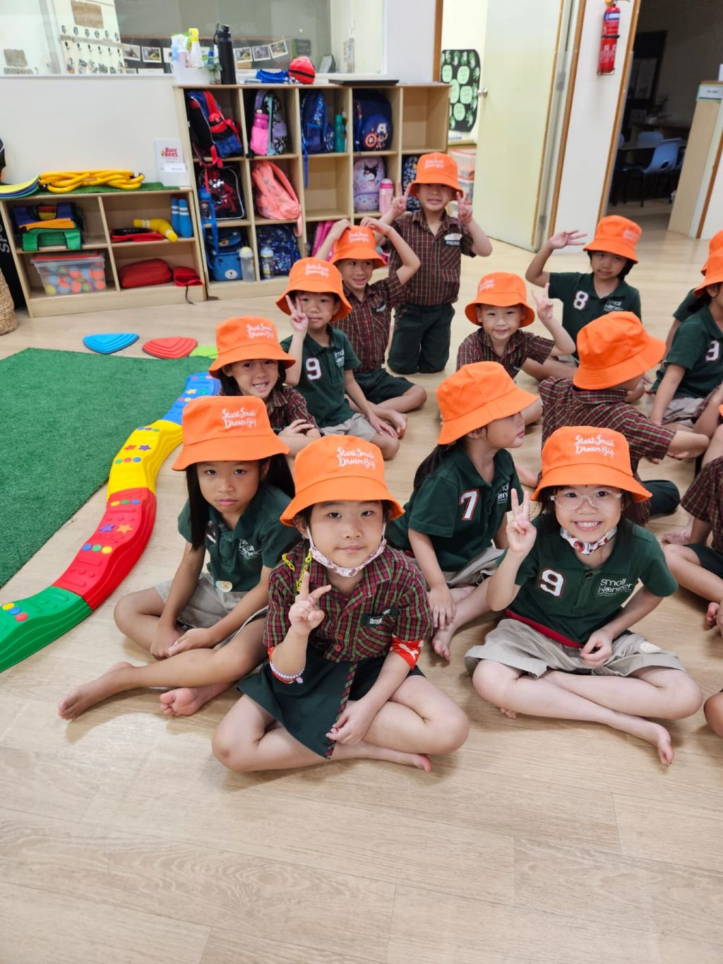 Small Wonder @ Jurong East 2024 SSDB: Wonders of Animal Kingdom