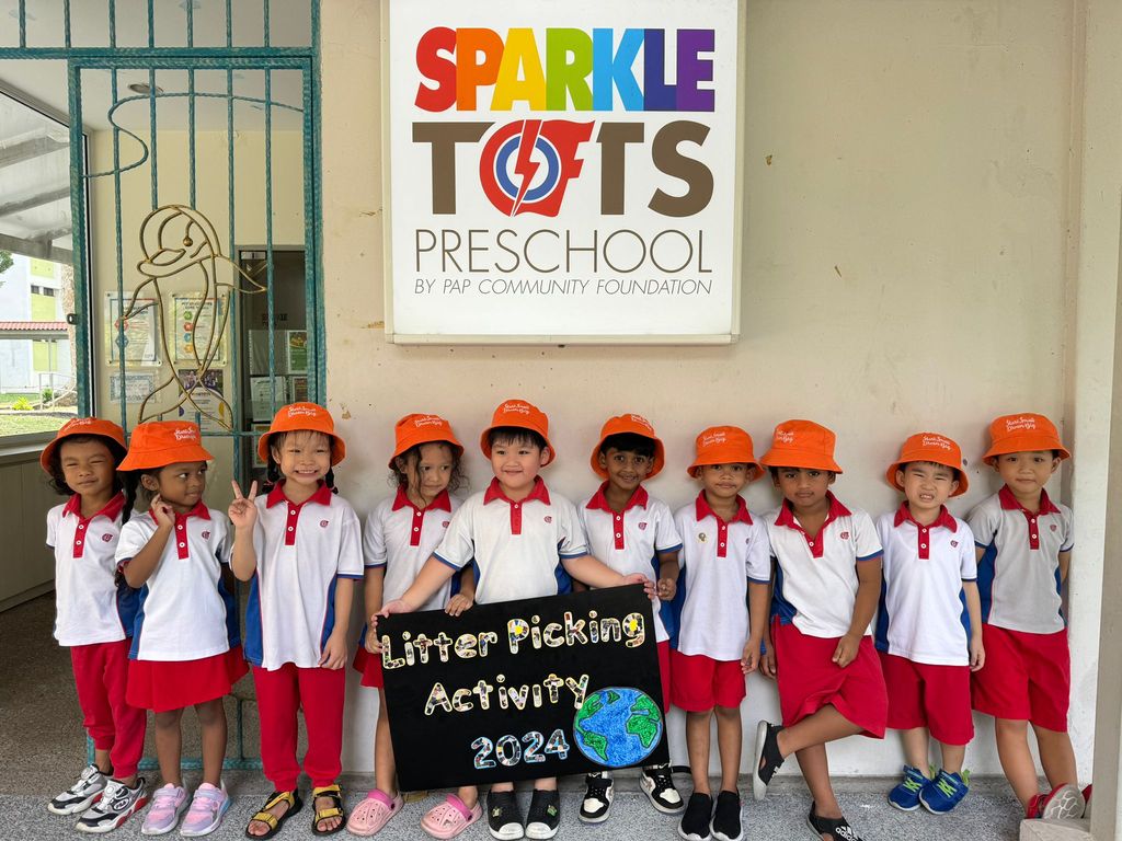 Litter Picking Activity — photo 4