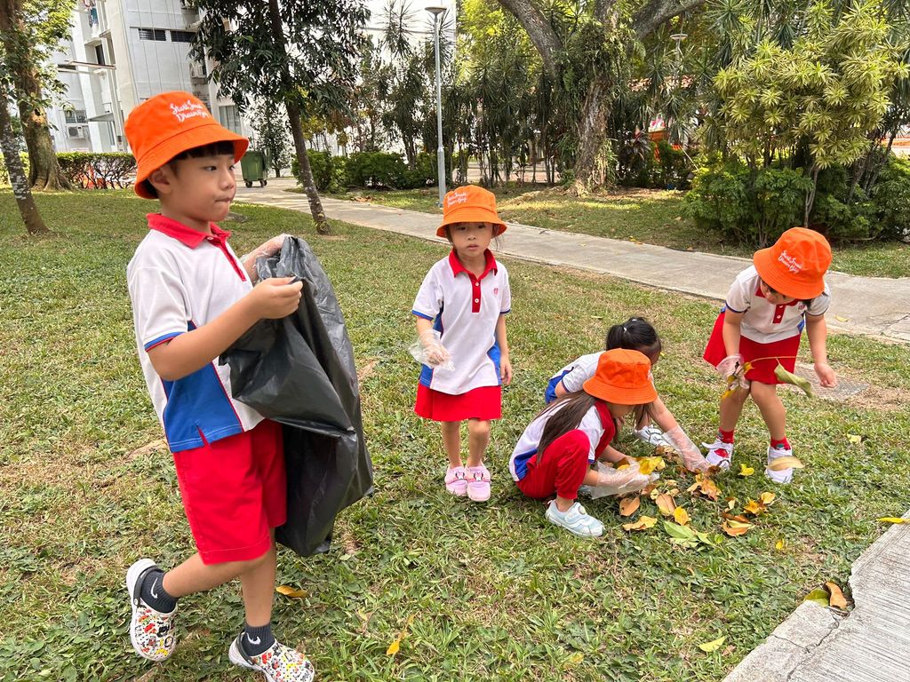 Litter Picking Activity — photo 8