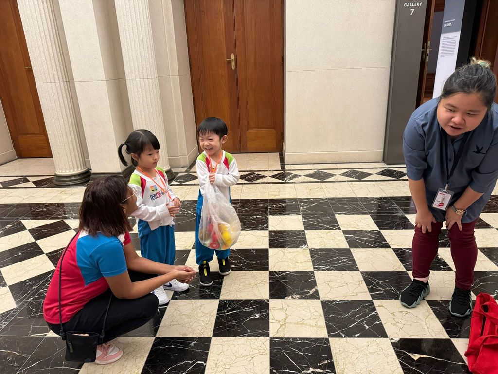 National Art Gallery Visit by N2 — photo 3