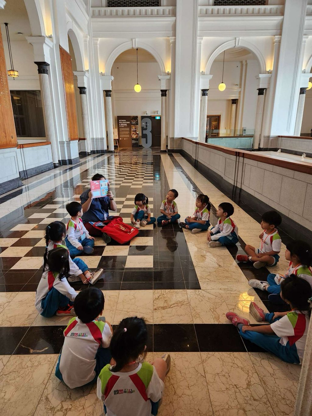 National Art Gallery Visit by N2 — photo 9