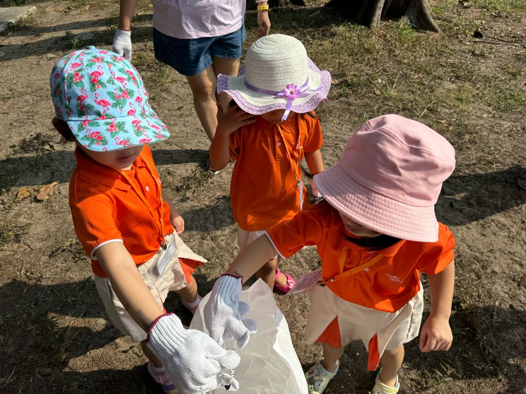 Skool-Ready Coastal Clean-Up — photo 2