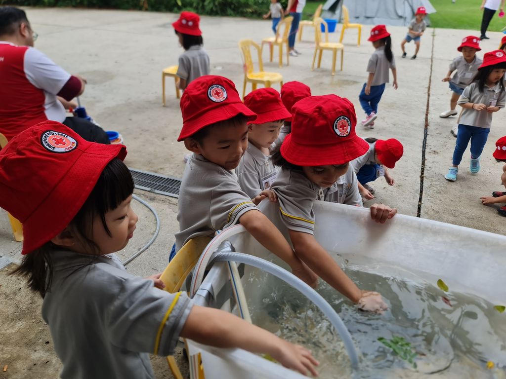 Star Learners @ Yishun's visit to the Red Cross Humanitatian Campsite — photo 2