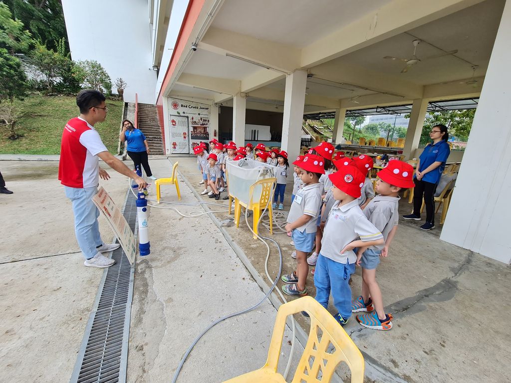 Star Learners @ Yishun's visit to the Red Cross Humanitatian Campsite — photo 3