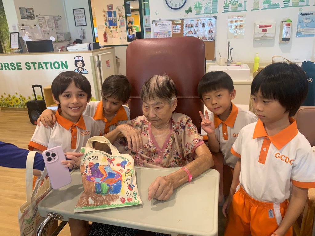 Visiting the Dementia Facility at Grace Lodge on 18 July 2024 — photo 9