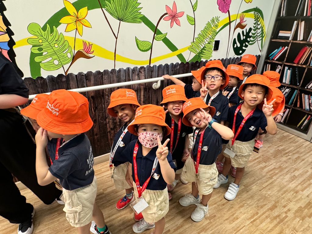 Voices of Care, Hearts in Action: Bridging Generations Through Art, Dance, and National Pride — photo 3