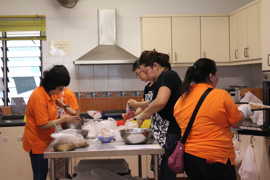 Bedok Methodist Church Kindergarten SSDB 2018 Bake Sale — photo 6
