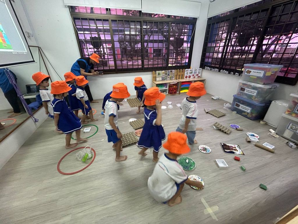 Reading and Sorting for a Cleaner Planet — photo 2