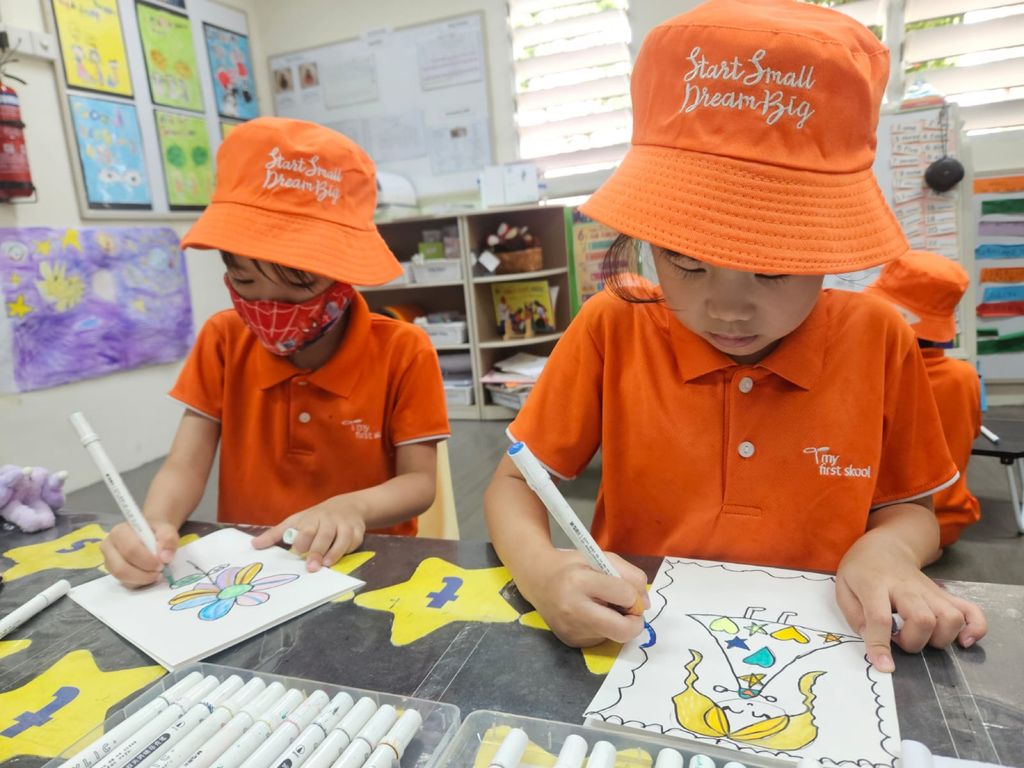 Volunteering Starts Young - My First Skool at Ang Mo Kio blk 601 — photo 6