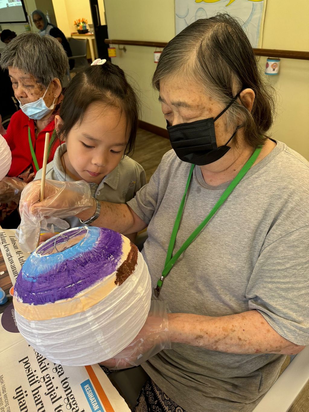 Celebrating mid-autumn with the seniors — photo 4