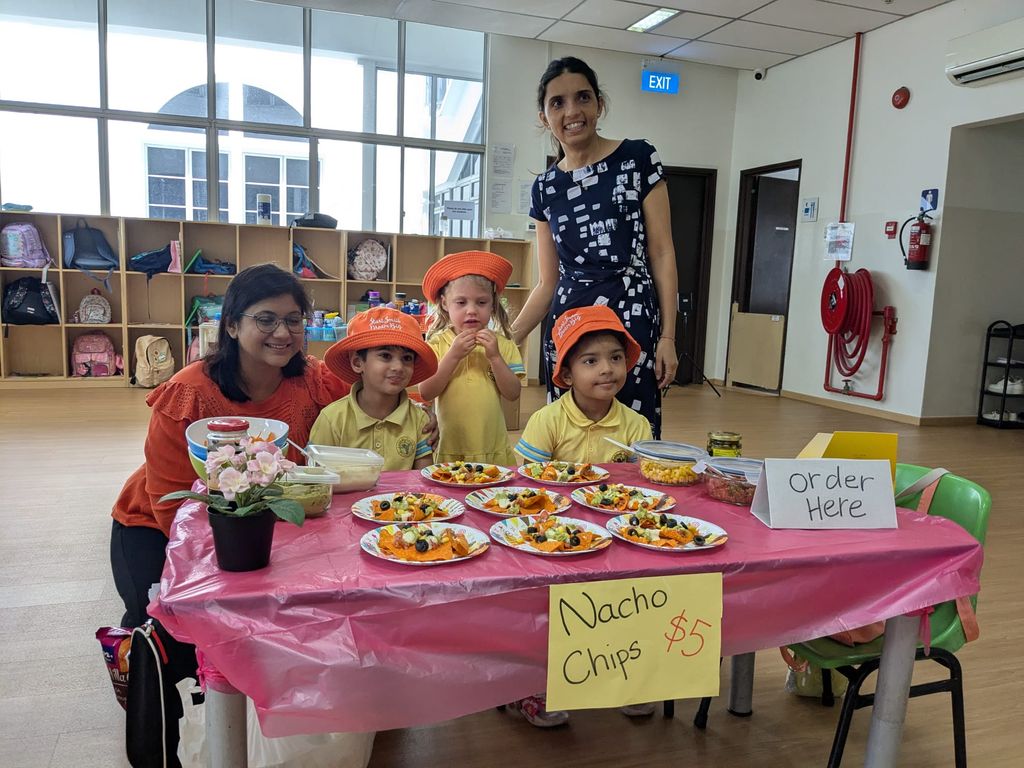 Eshkol Valley@PPCC 2024 SSDB Closing Event - Appreciating our SG Hawker Food Culture: "Let's Play Hawkers" with Our Parents and Teachers — photo 3