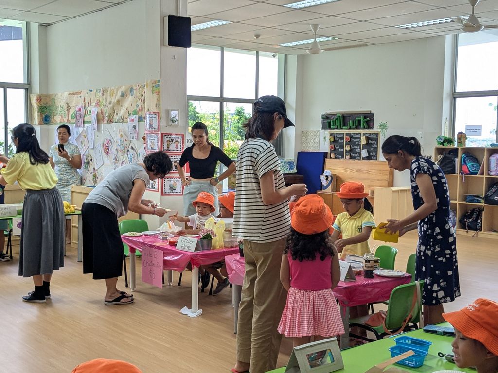 Eshkol Valley@PPCC 2024 SSDB Closing Event - Appreciating our SG Hawker Food Culture: "Let's Play Hawkers" with Our Parents and Teachers — photo 4