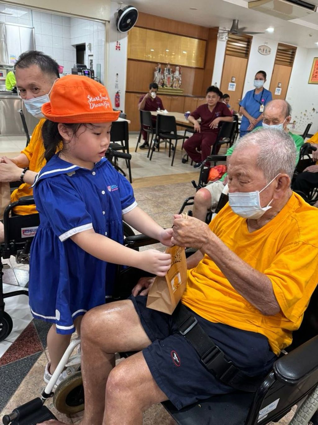 Last Visit to Man Fut Tong Nursing Home — photo 3