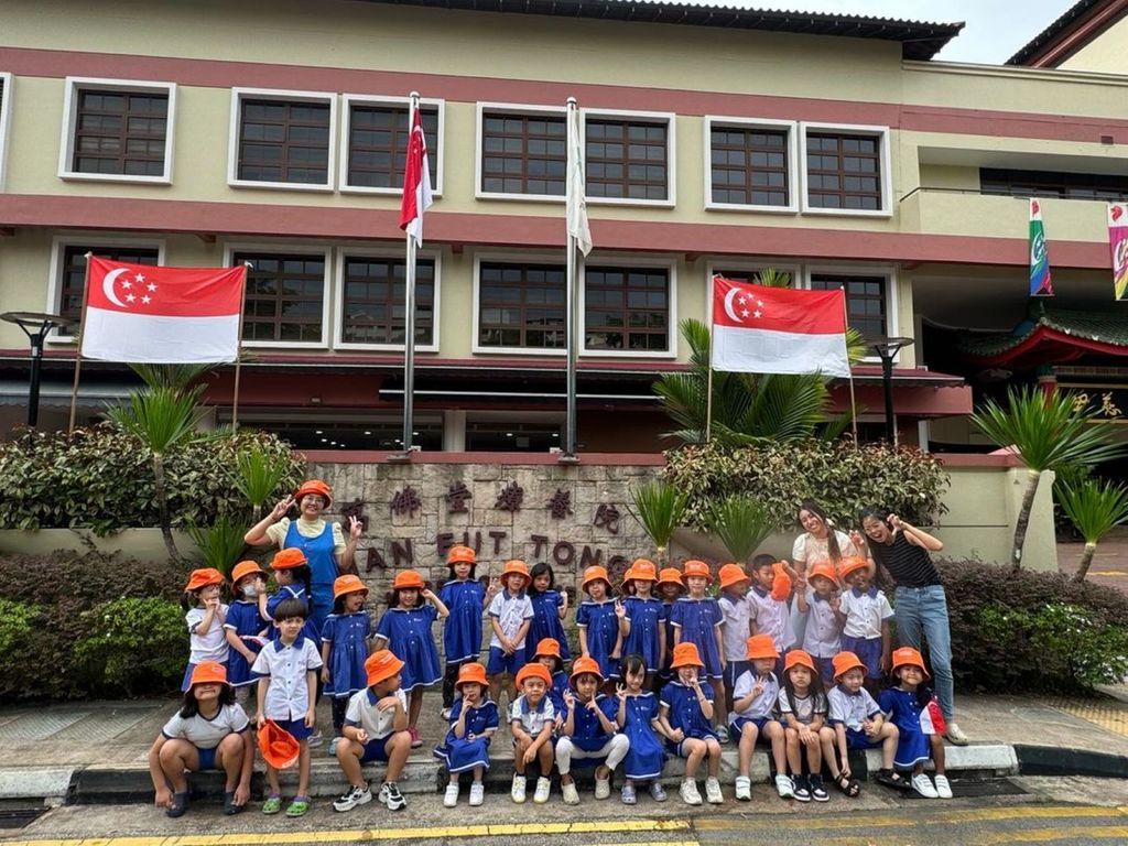 Last Visit to Man Fut Tong Nursing Home — photo 6
