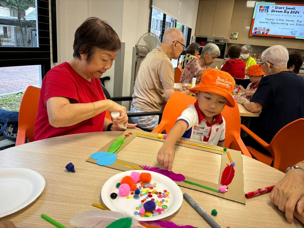 Ageing Centre Visit — photo 8