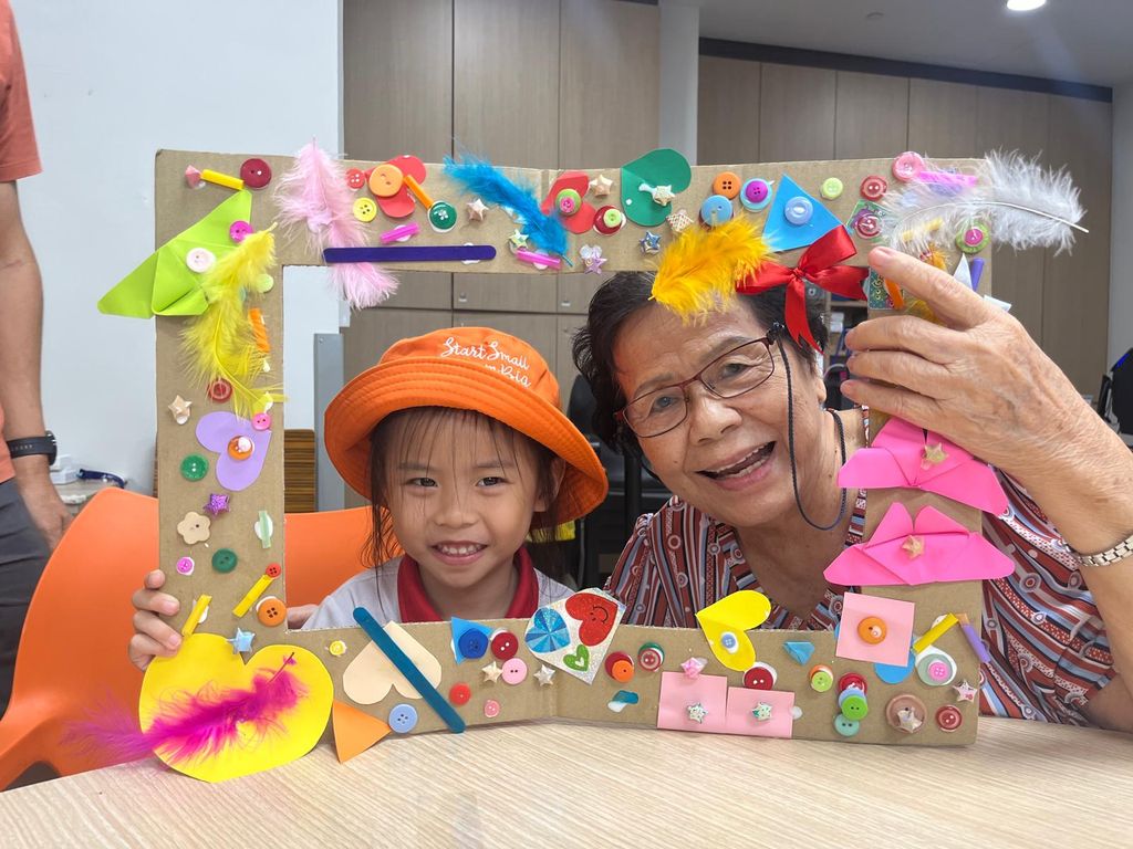 Ageing Centre Visit — photo 7