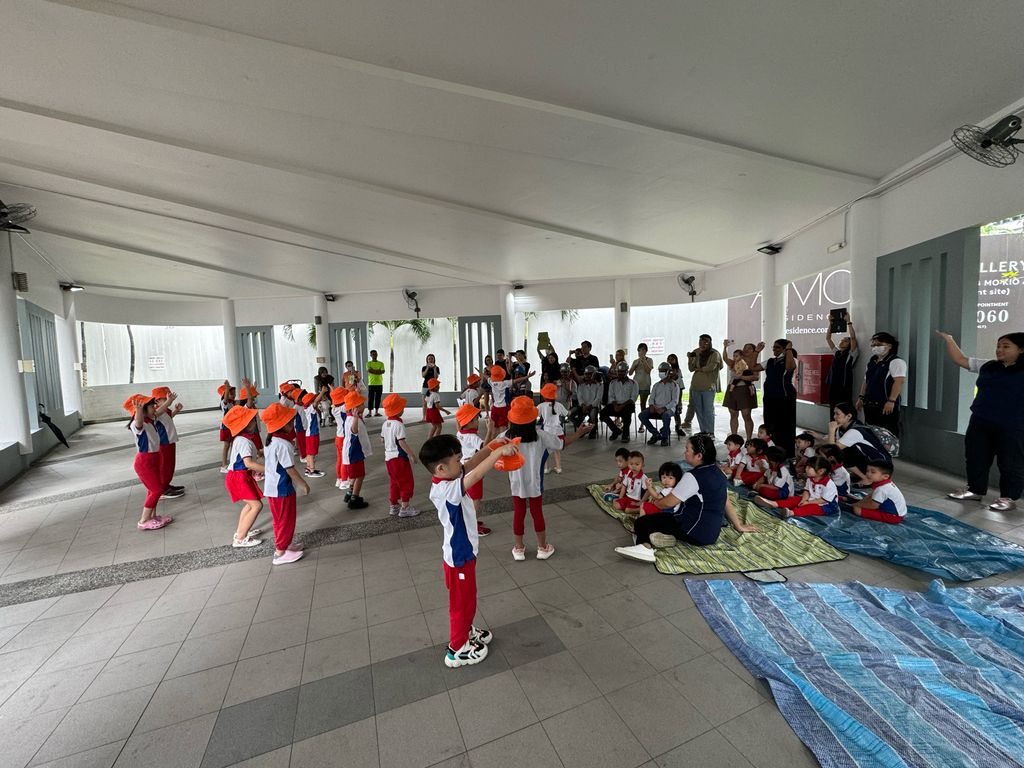 A Tribute to Community Workers — photo 12