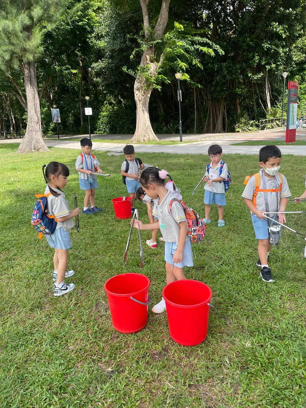 SSDB 2024: "Help Each Other, Love our Community". East Coast Beach Clean Up Drive — photo 25