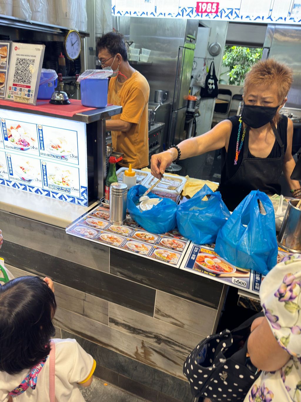 Fieldtrip to Senja Hawker Centre — photo 14