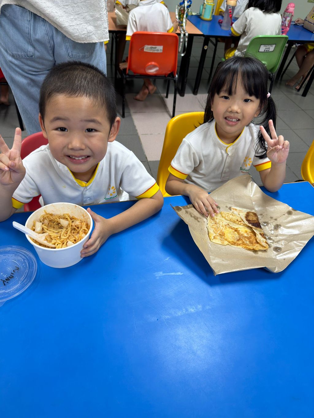 Fieldtrip to Senja Hawker Centre — photo 37