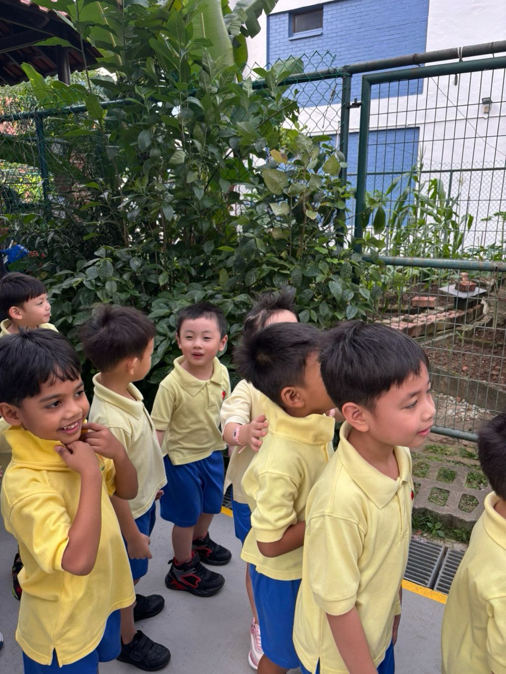 Launch of Our SSDB Project: Sustainability of our Beloved Earth - through Gardening, Recycling and Clean Environment. — photo 13