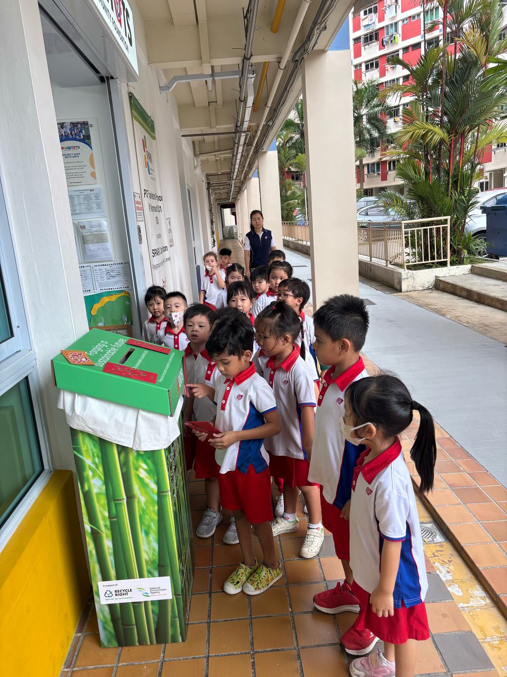 Start Small, Dream Big 2025 Launch Party: ‘Recycling Begins With You and Me’ — photo 4
