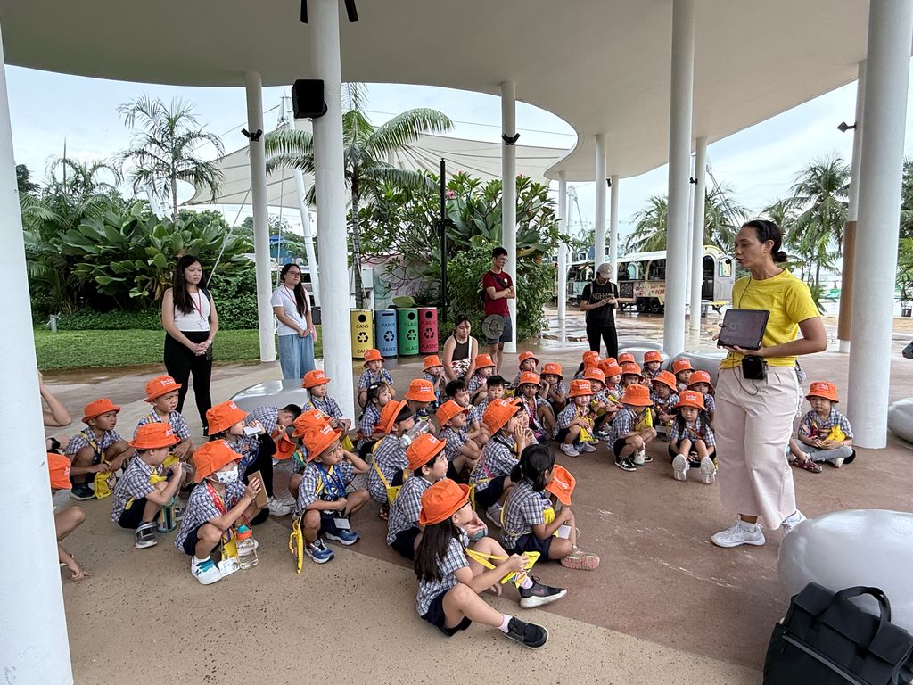 Waves of Change – SSDB Beach Learning Journey — photo 3