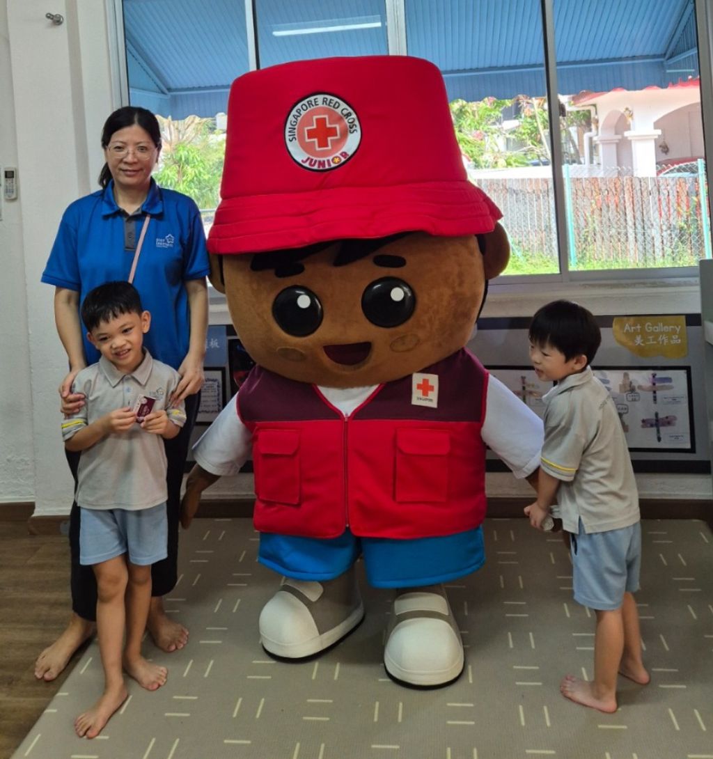 SSDB Launch Party 2025 - Red Cross Heroes — photo 12