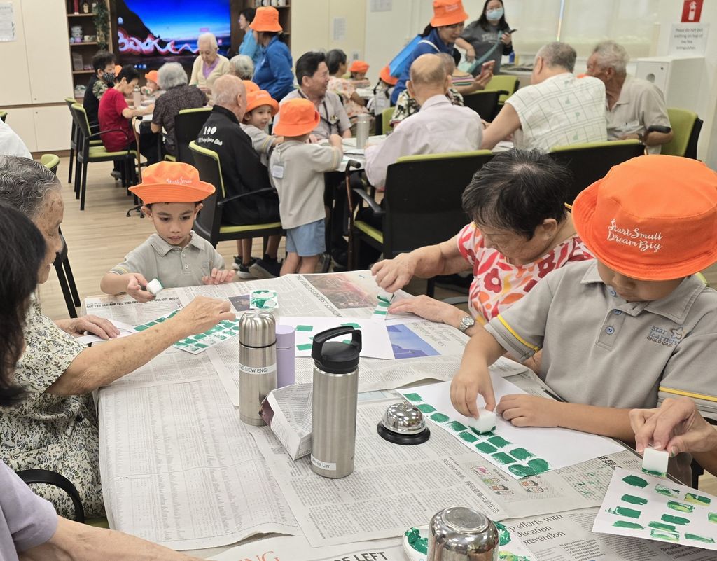 Celebrating Hari Raya with seniors at St Luke Eldercare @ Anchorvale — photo 3