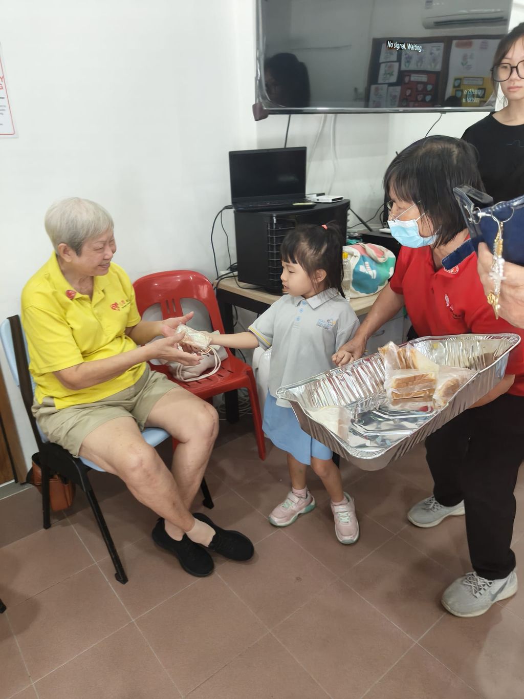 Visit to Xin Yuan Community Care — photo 2