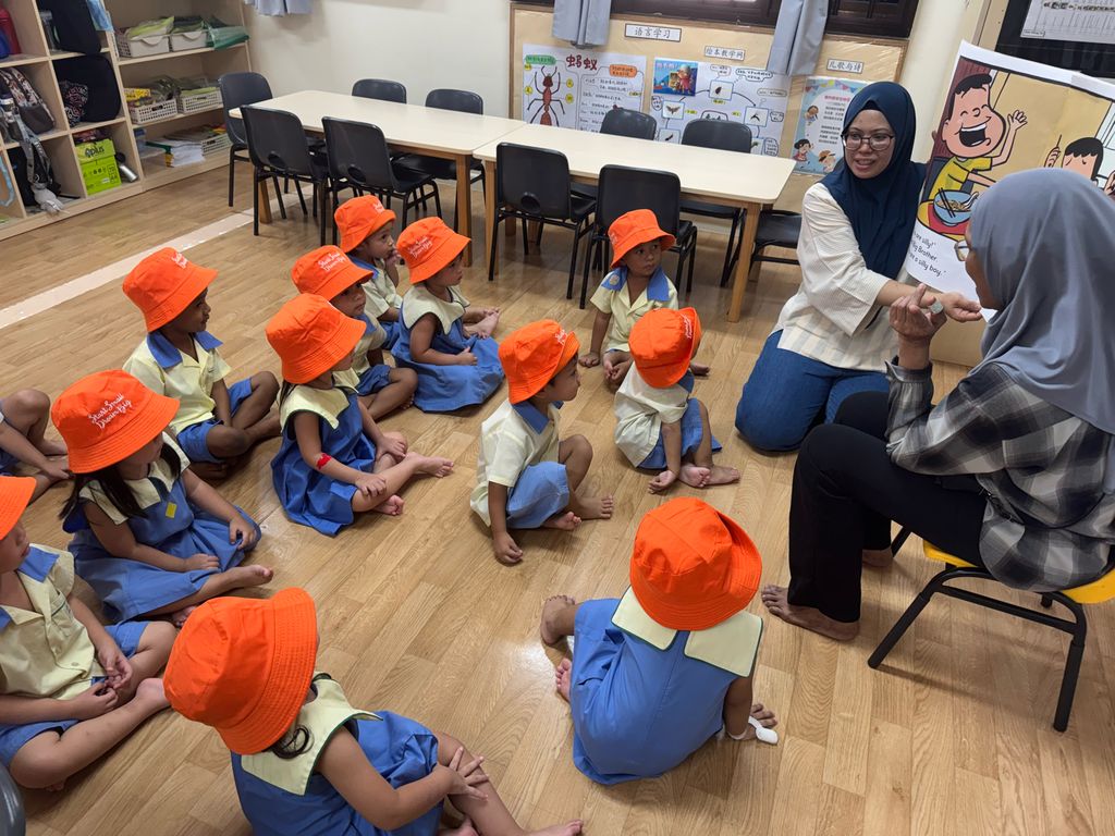 “A Special Storytime with Grandma” — photo 4