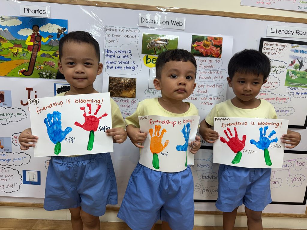 “Friendship is Blooming!” – Celebrating Bonds Through Play and Creativity — photo 2
