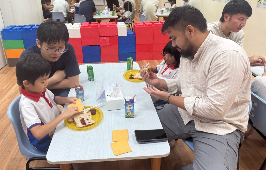 Breakfast with Dads - A Heartwarming Start to National Family Week — photo 1