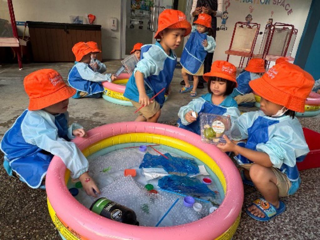 Experiential Learning Missions: Say no, Say no, SAY NO TO PLASTIC! — photo 1
