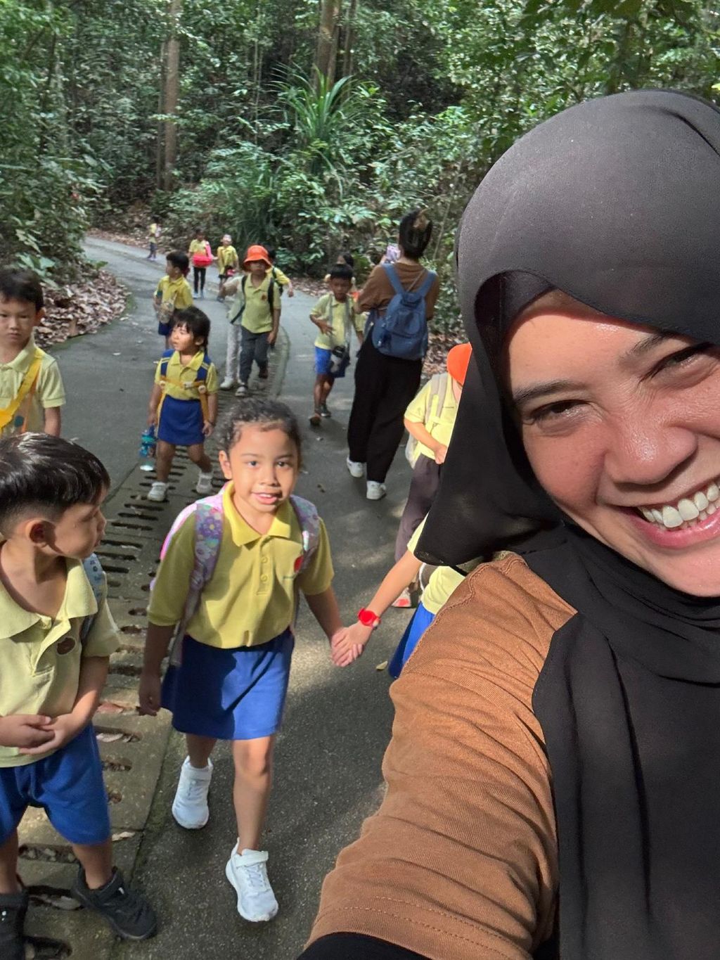 June Holiday Program - Campers hiking @Bukit Timah Hill — photo 2