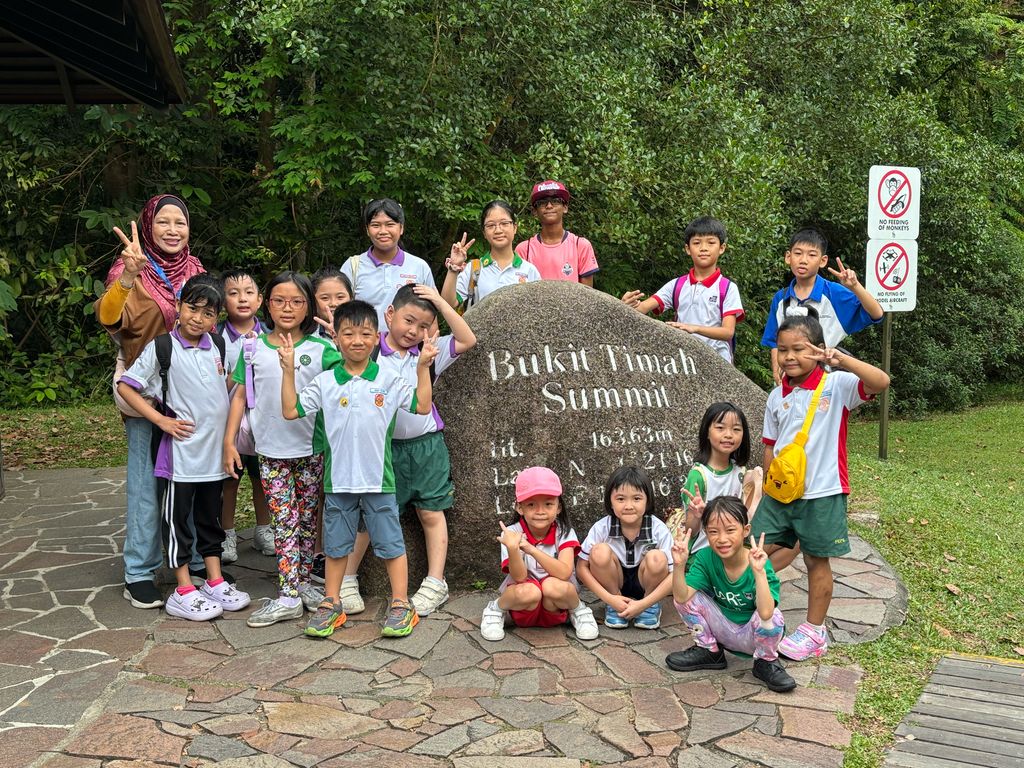 June Holiday Program - Campers hiking @Bukit Timah Hill — photo 5