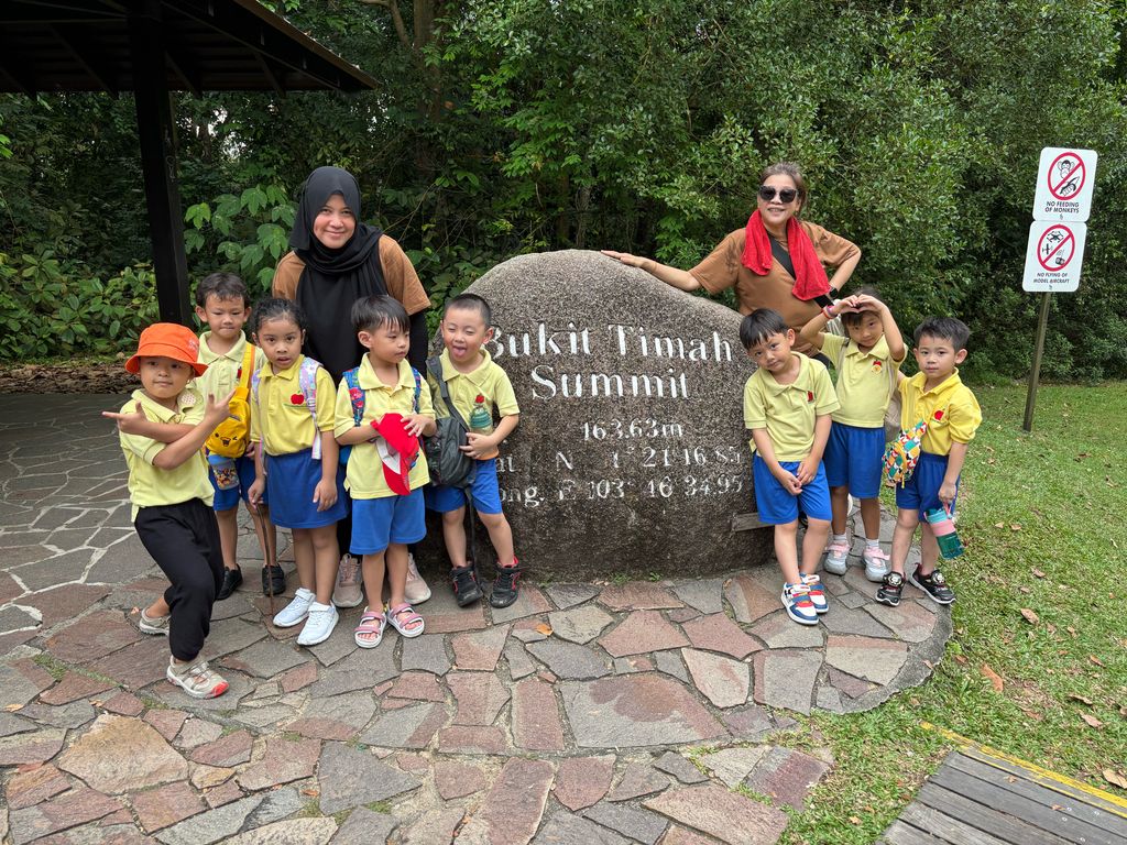 June Holiday Program - Campers hiking @Bukit Timah Hill — photo 13