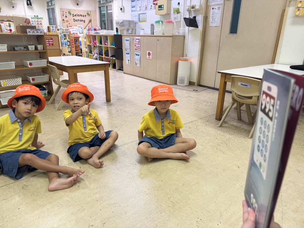 Call ‘995’! – Learning to Help in an Emergency — photo 5
